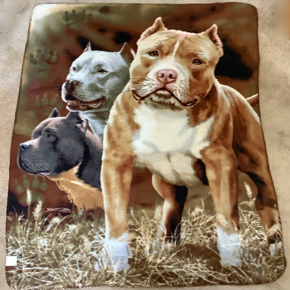 BullDog Theme Lap Coverlet  60" x 50" Brown Tones  NWOTThrow with